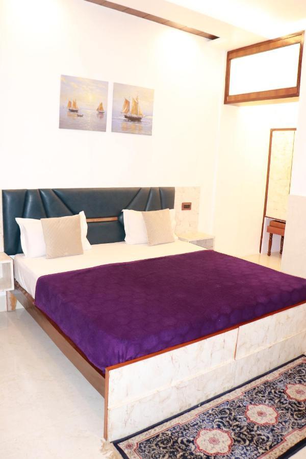 Hotel Dileep42 Lucknow Exterior photo