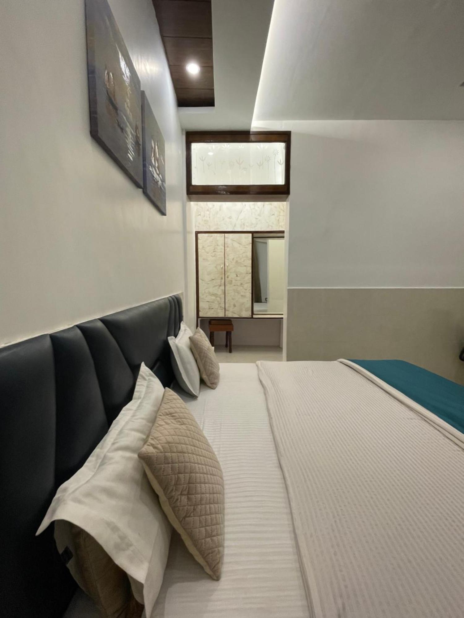 Hotel Dileep42 Lucknow Exterior photo