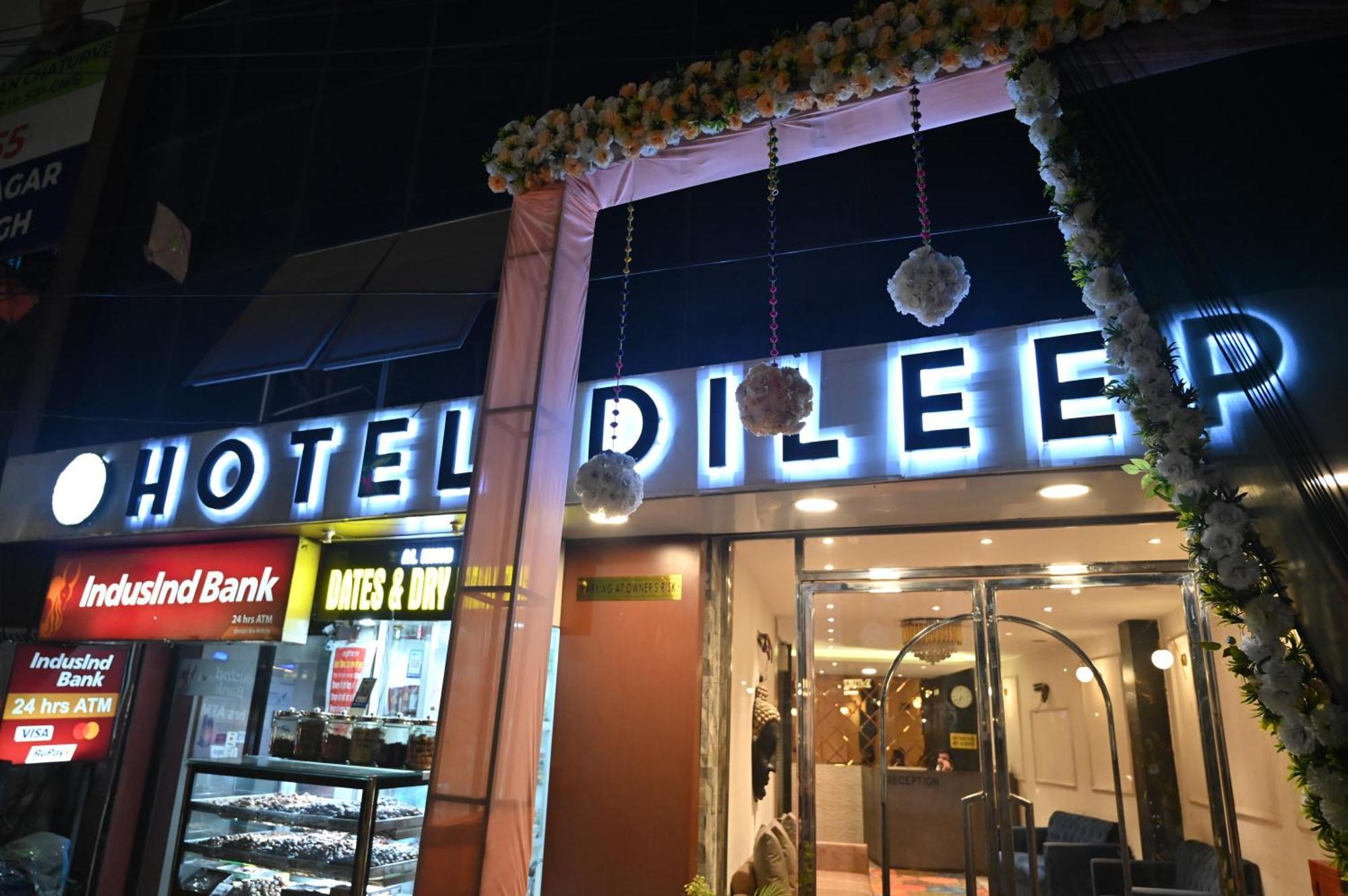 Hotel Dileep42 Lucknow Exterior photo