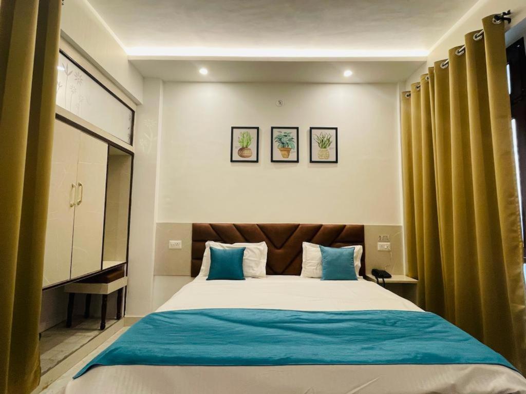 Hotel Dileep42 Lucknow Exterior photo